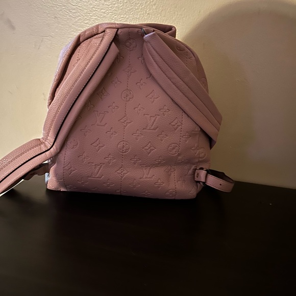 Louis vutton pink monogram backpack - Picture 3 of 3